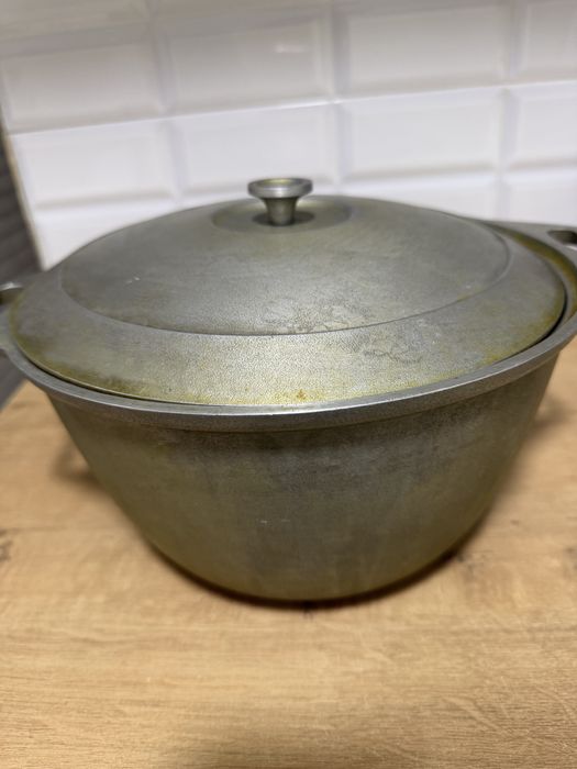 Продам казан чугунный