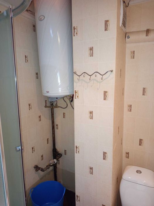 Дава се под наем Тристаен апартамент в Казанлък - 95 кв.м за 388.62 € - Снимка #8