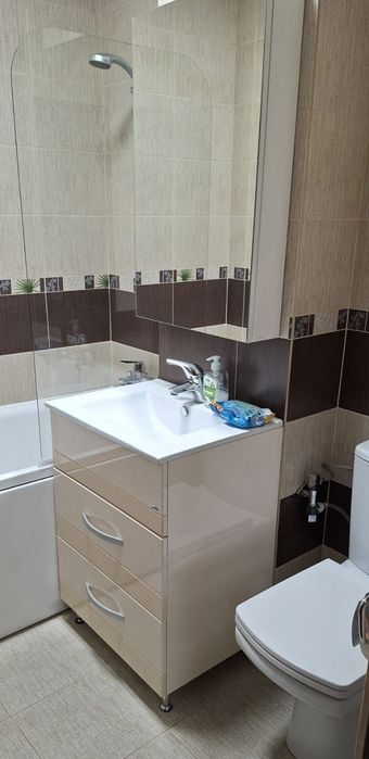 Inchiriez apartament 2 camere