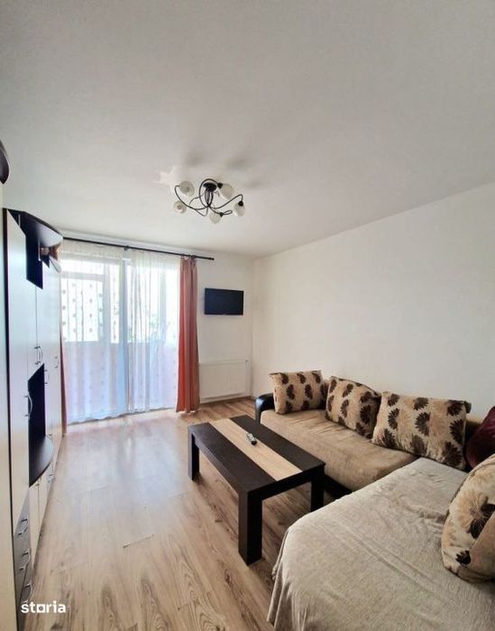 Apartament decomandat 2 camere/ La cheie/ Parcare inclusa