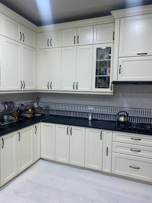 600.000 сум МДФ эшик, ром ва турли хил мебеллар