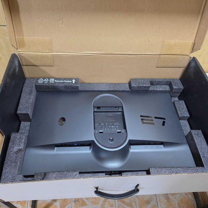 Продается монитор AlienWare 27