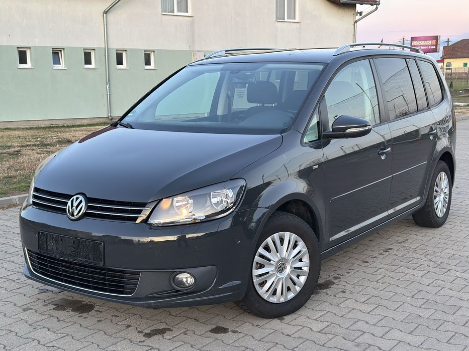 Vand Volkswagen Touran 7 locuri *2015* CUP