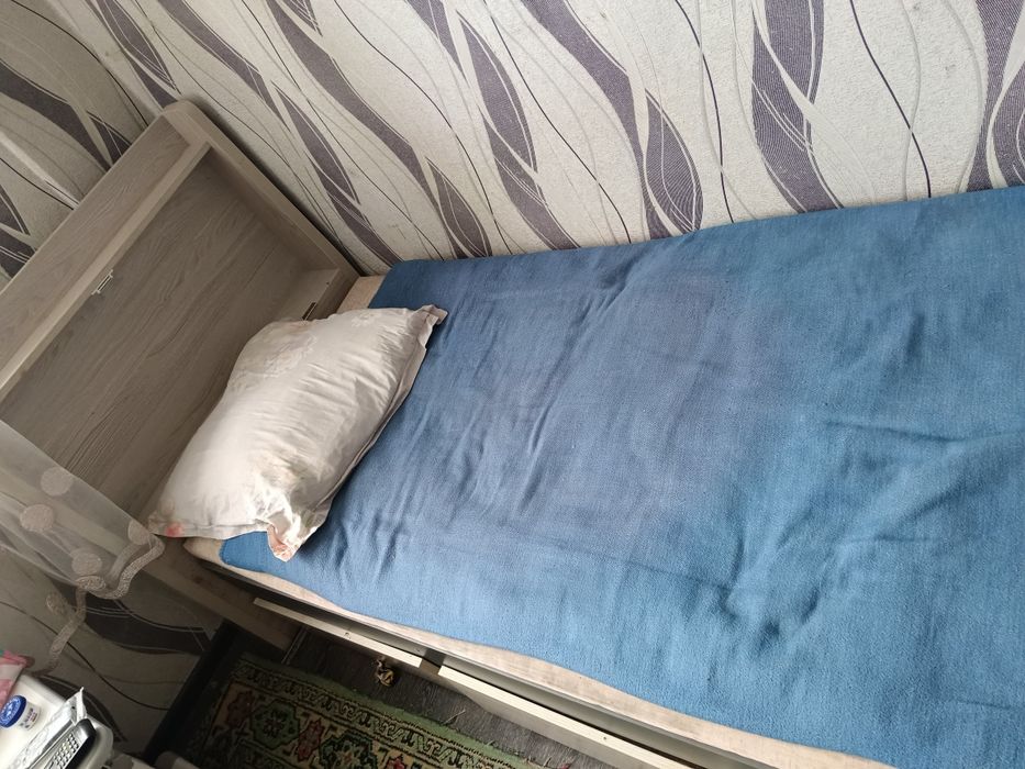 Отдам даром кровать