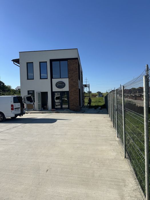 De Inchiriat Spatiu Comercial Etaj 1, Birou , Loc de joaca, Salon de infrumusetare, Frizerie ETC