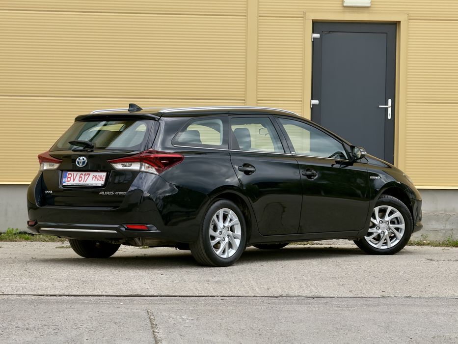 TOYOTA Auris 2016 — imagine 3