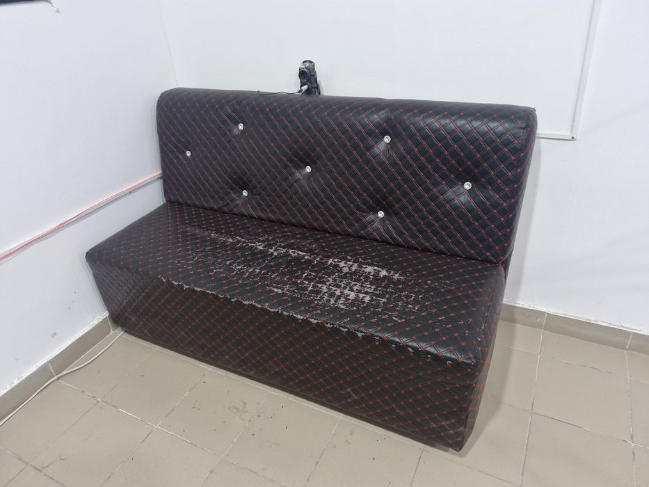 Продам диваны 4 шт