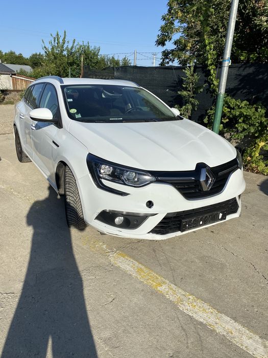 Haion complet cu  lunetă Renault Megane 4 break