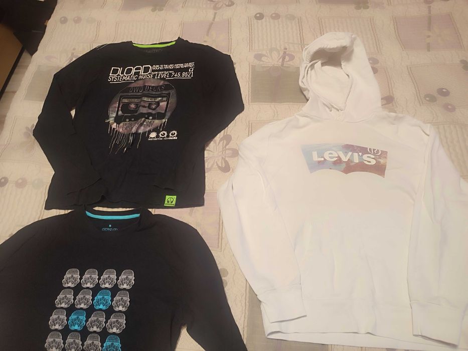 Суичър худи Levi's и две блузи
