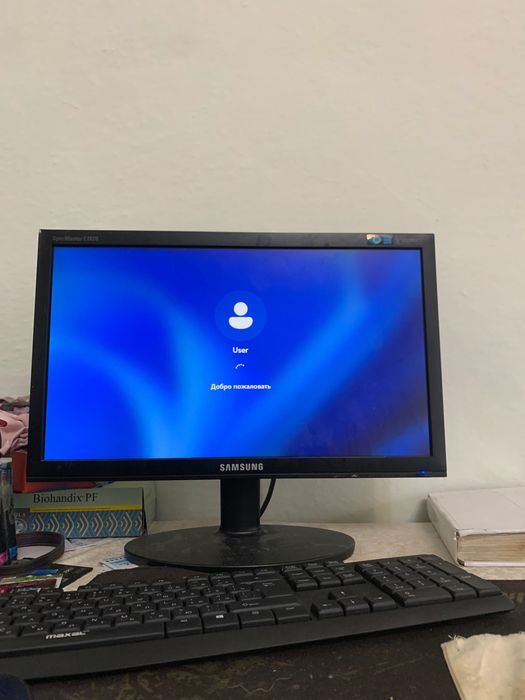 Монитор 19 продам