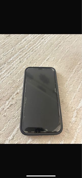 IPhone 11 документы и коробка есть