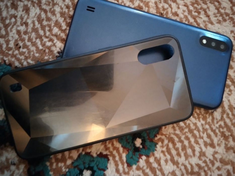 Telefonlar sotiladi CROCHNO!!!