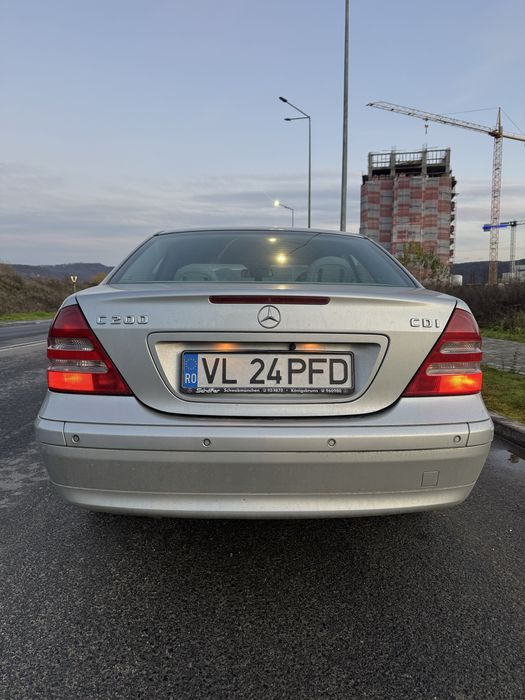 Mercedes Benz   C200