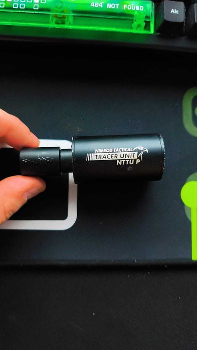 Arcturus AR-15 arma airsoft, Luneta LPVO VictOptics 1-6x, HOLO