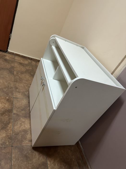 Шкафчик детский, для  детсклго пеленания.