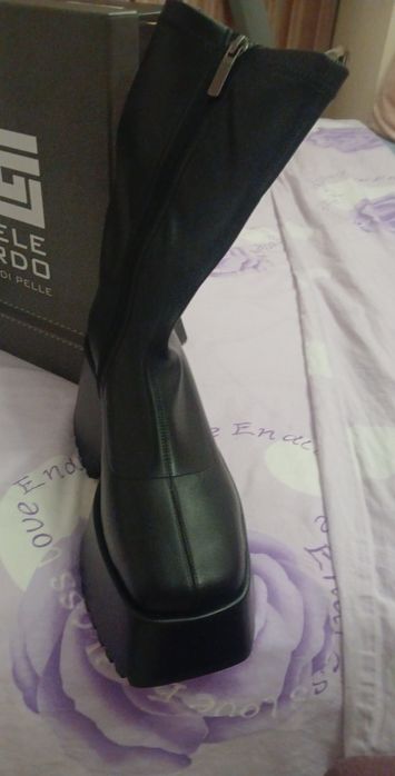 Дамски боти на Паоло Ботичели от естествена кожа. Стилни и качествени!