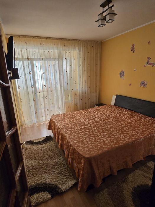 Vand apartament 2 camere