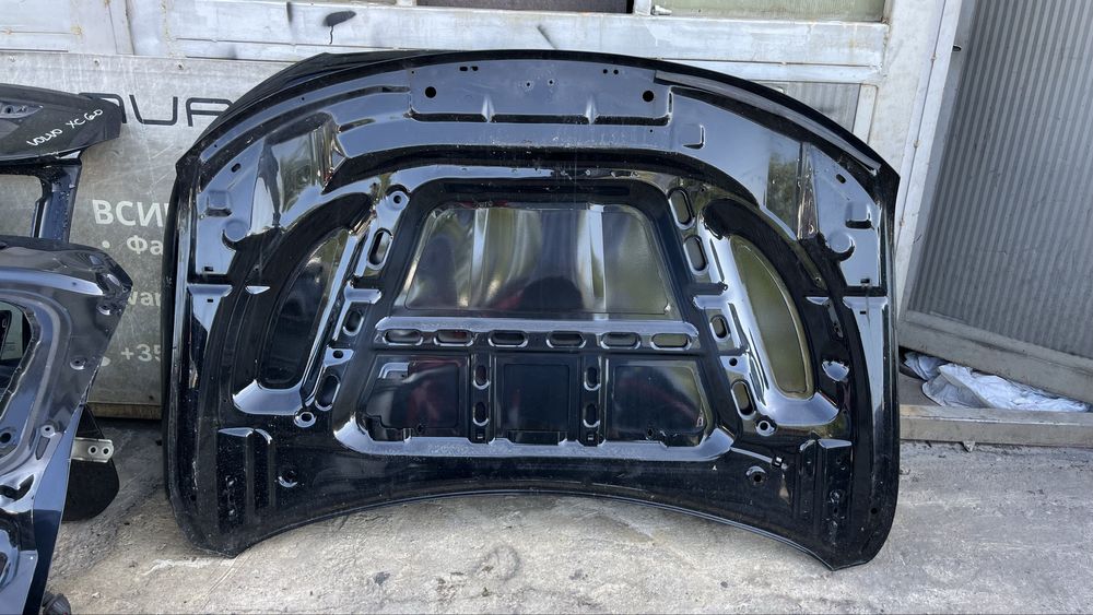 Преден капак Jeep Grand Cherokee WK2