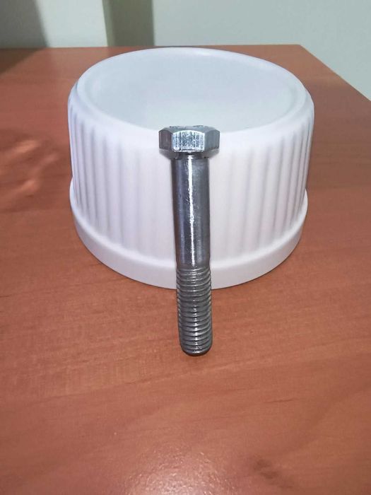 Secret bolt със капачка