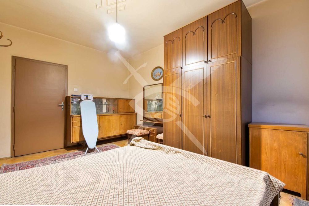 КЛЮЧ В КОМПАНИЯТА ! Тристаен апартамент в жк. Сухата река № 99123