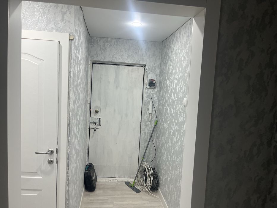 Продам двухкомнатная квартира