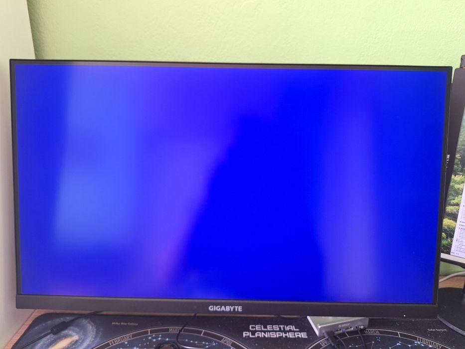 Gigabyte M28U - 4к монитор с 144 херца с гаранция до 02.06.2028г.