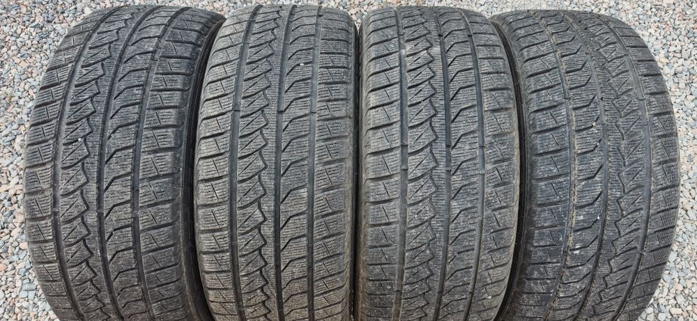 Комплект шин 255/50/20 farroad