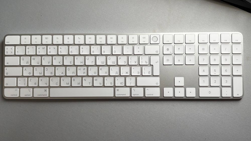 Продам клавиатуру Apple