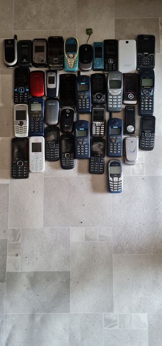 Lot telefoane netestate !