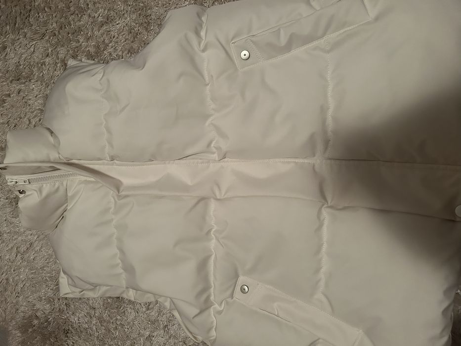 vand vesta noua pentru primavara