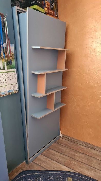 Продавам детска спалня комплект