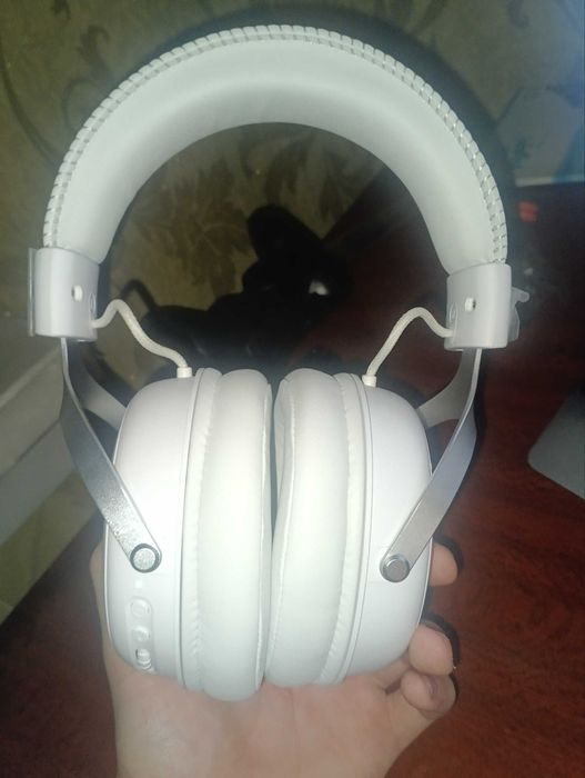 Mchouse v9 pro white