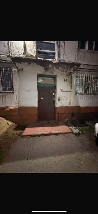 Строители