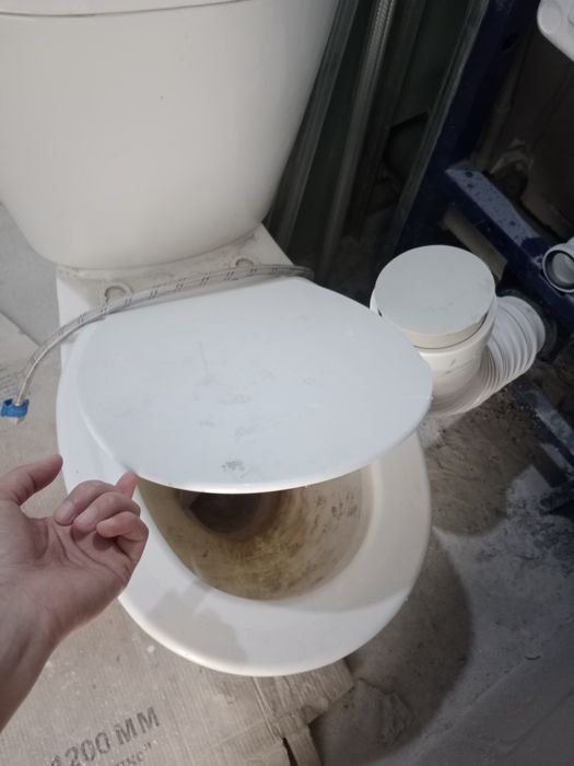 Продам унитаз бу