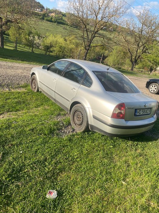 Volkswagen Passat b5.5 1.6 benzina!