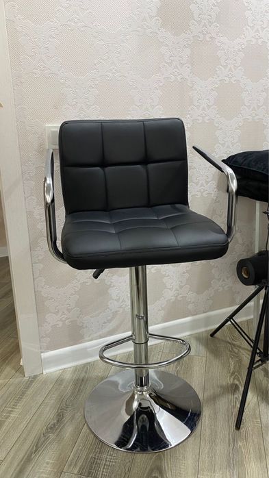 Кресло визажиста (бровиста)