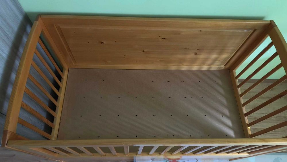 Детска дървена кошара/легло 140/70 от естествено дърво