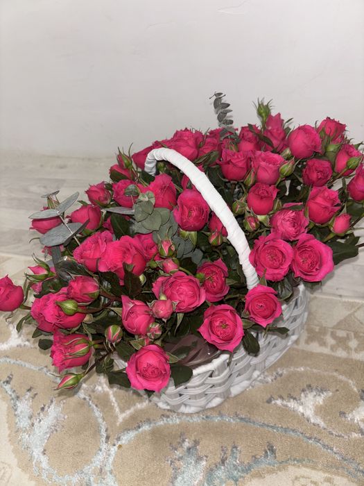 Букет Цветы в корзине