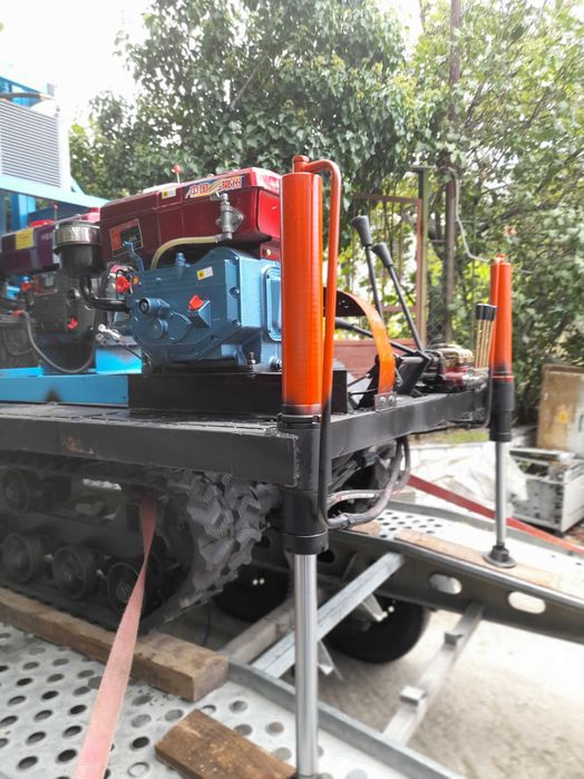 Нова Сондажна машина Track-250CN до 250 метра /сонда за вода/