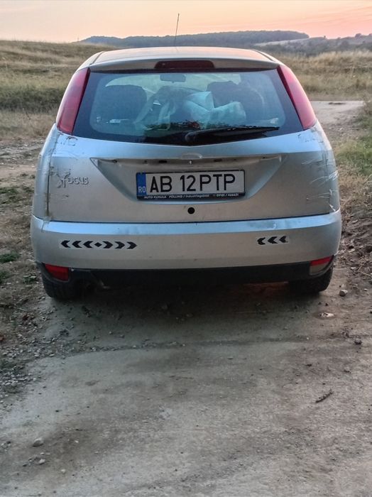 Vând Ford focus mk1