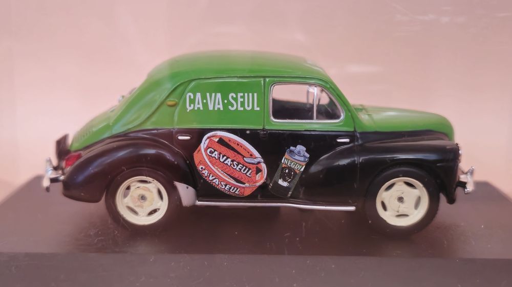 Vand machetă Renault 4CV "CA-VA SEUL", 1:43, IXO