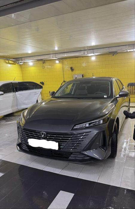 Автомобиль changan eado 2025