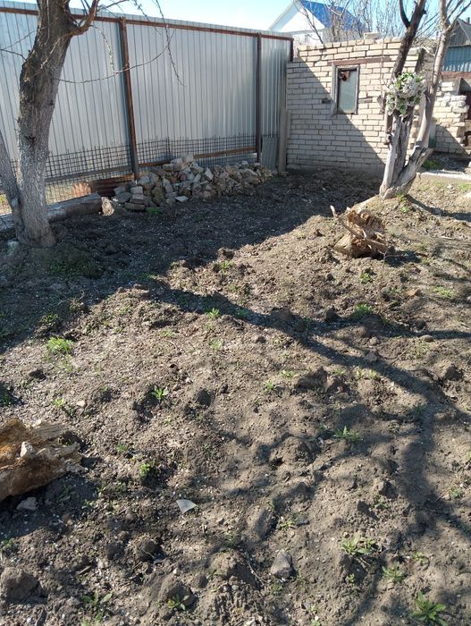 Продам в центре города.