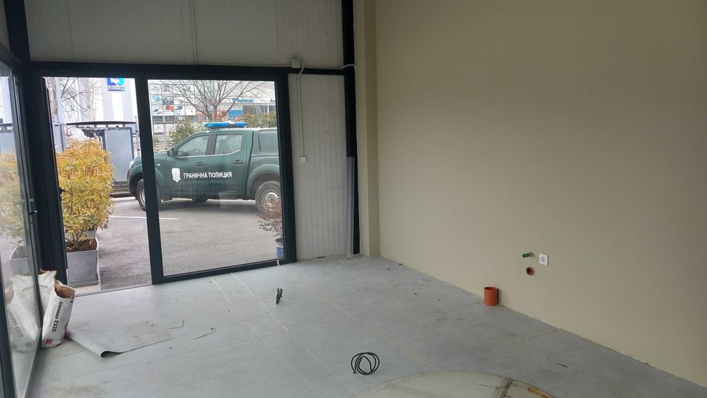 Дава се под наем Офис в Пловдив, Каменица 1 - 24 кв.м за 244.8 € - Снимка #6