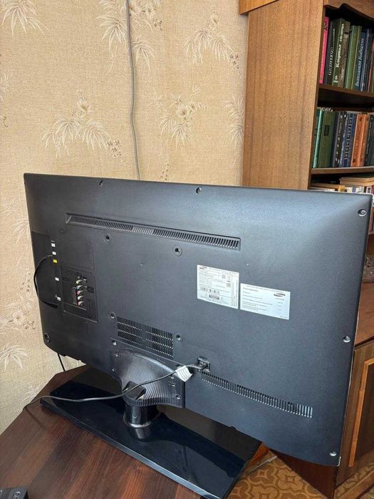 Телевизор SAMSUNG