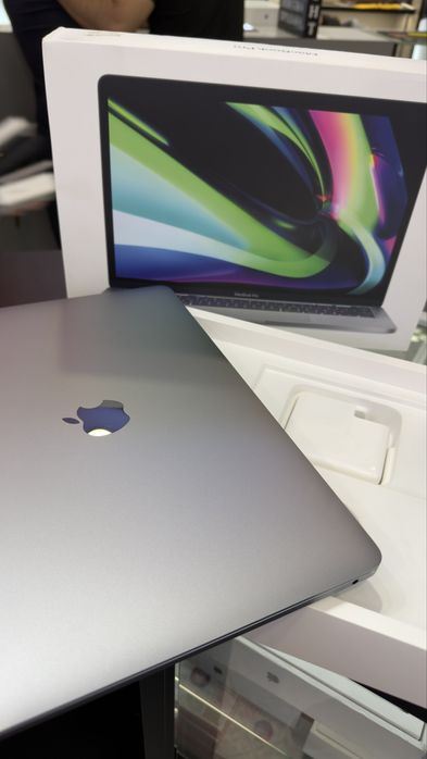 MacBook Air 13 M2 256GB Star