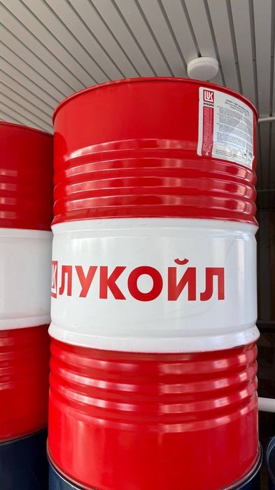 Metal bochkalar sotiladi