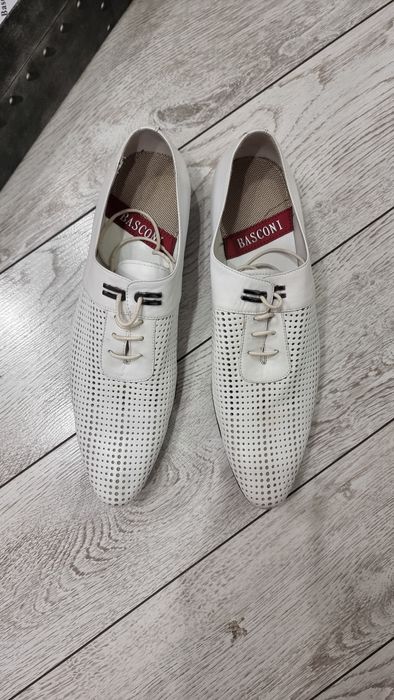 Мужские летние белые туфли Basconi