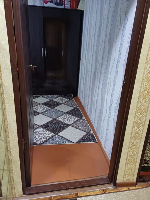 4 xonali Dom sotiladi