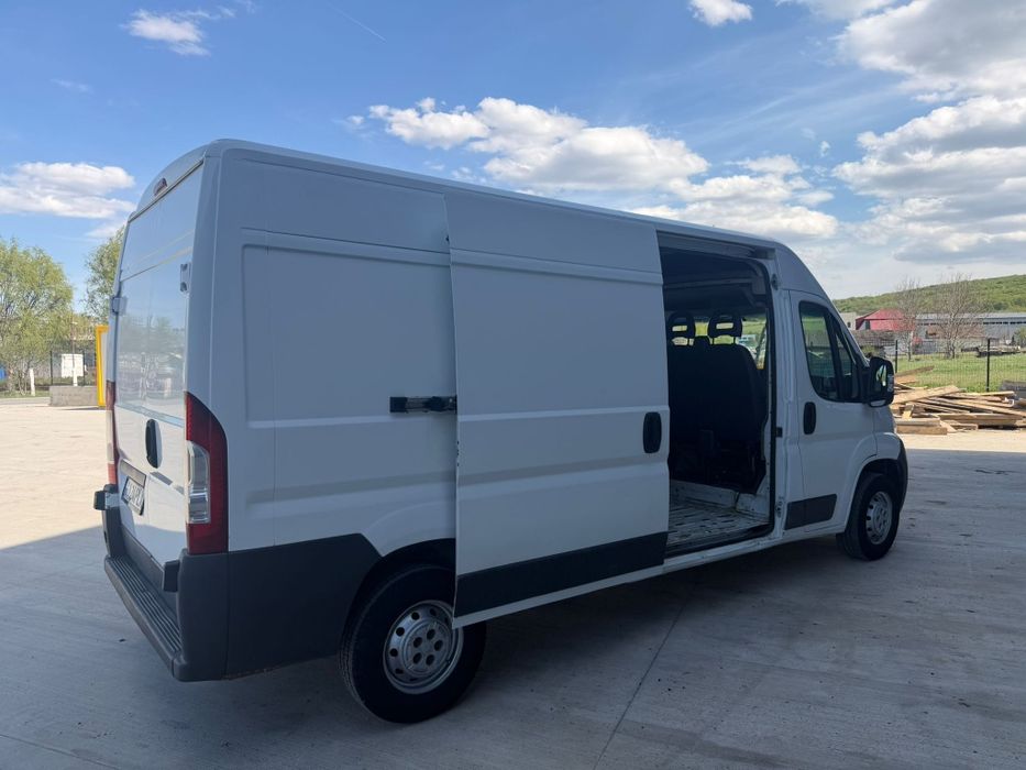 Peugeot Boxer 2011 – 2.2 Diesel (120 CP) –  5200€